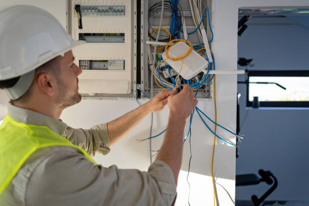 Best Emergency Electrician Near Me  in Gluckstadt, MS